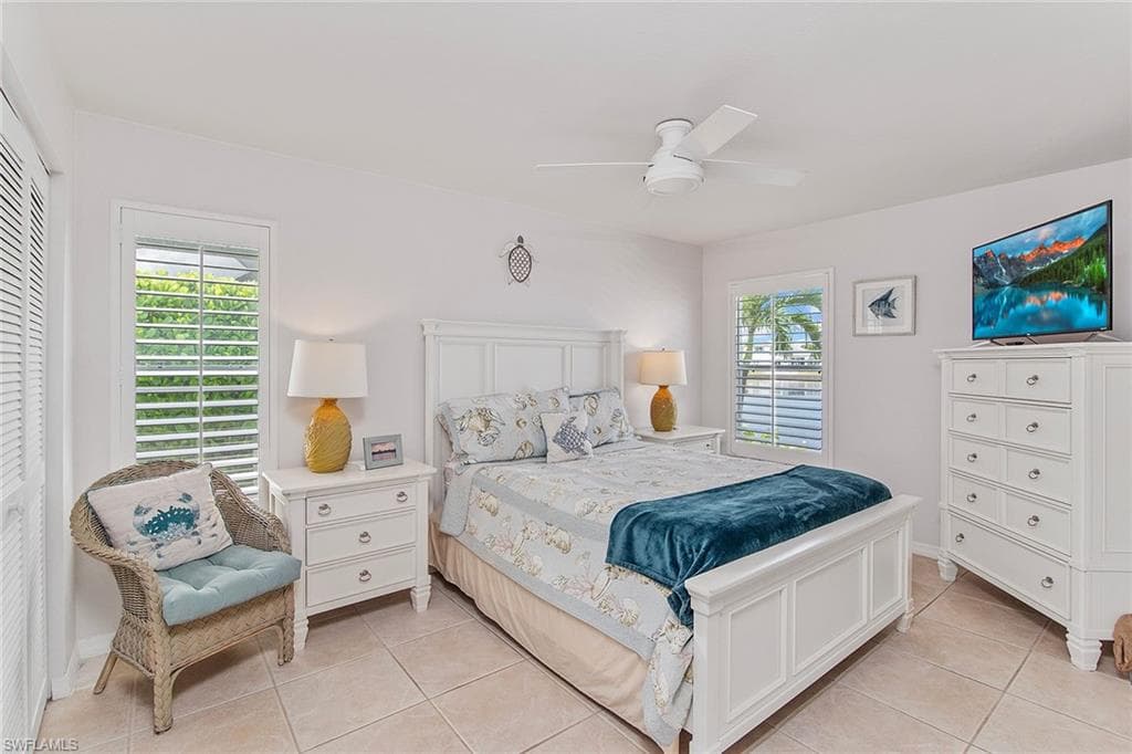 324 Bald Eagle Dr, Marco Island, FL 34145-18