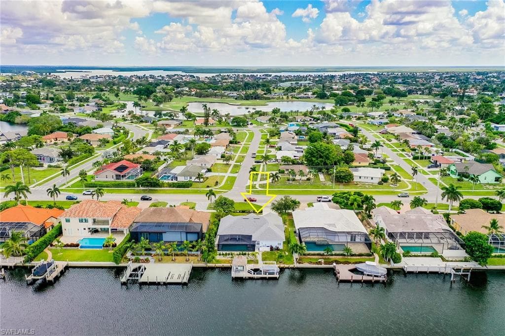 324 Bald Eagle Dr, Marco Island, FL 34145-34