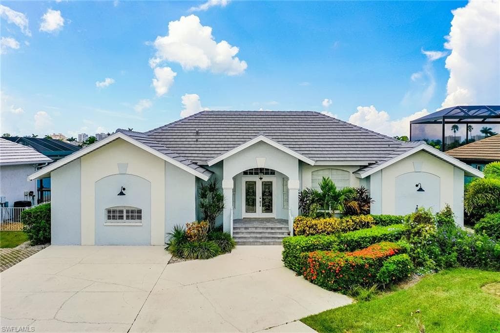 324 Bald Eagle Dr, Marco Island, FL 34145-37