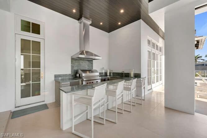 1835 Gulf Shore Blvd S, Naples, FL 34102-23