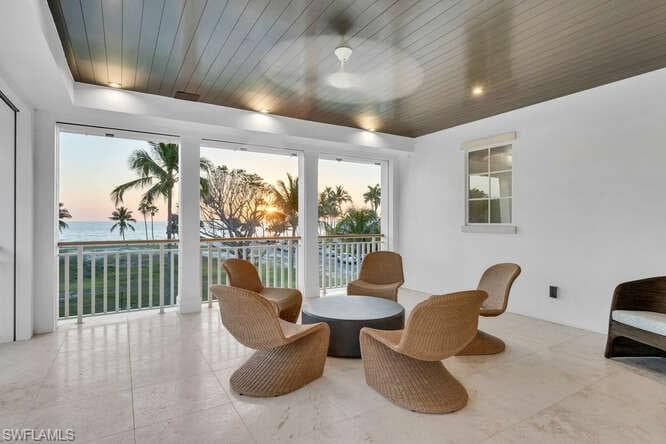 1835 Gulf Shore Blvd S, Naples, FL 34102-36