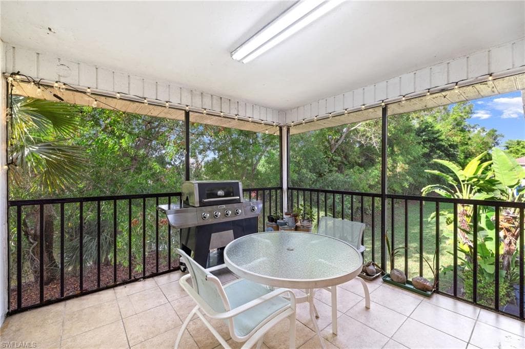 5406 16th Pl SW E4, Naples, FL 34116-10