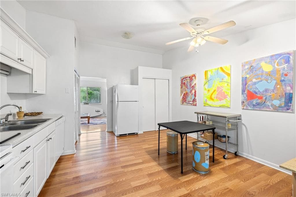5406 16th Pl SW E4, Naples, FL 34116-13