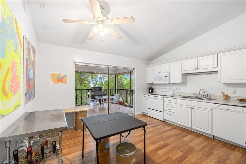 5406 16th Pl SW E4, Naples, FL 34116-17