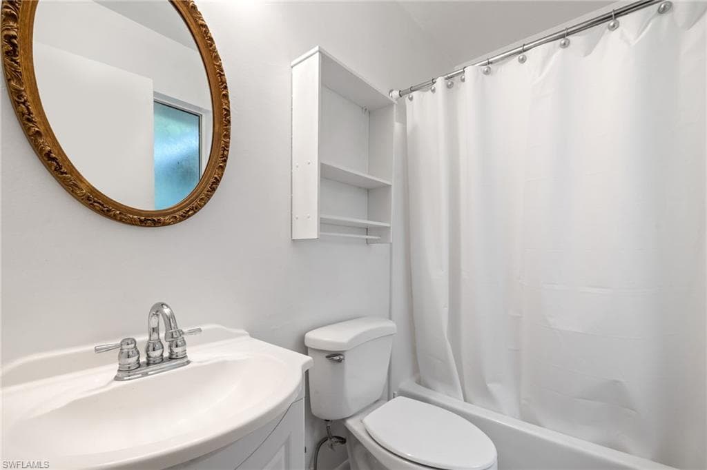5406 16th Pl SW E4, Naples, FL 34116-23
