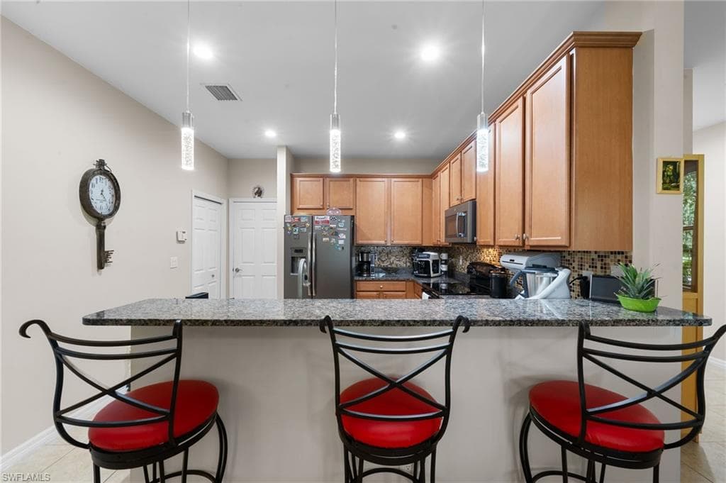 15013 Summit Place Cir, Naples, FL 34119-15