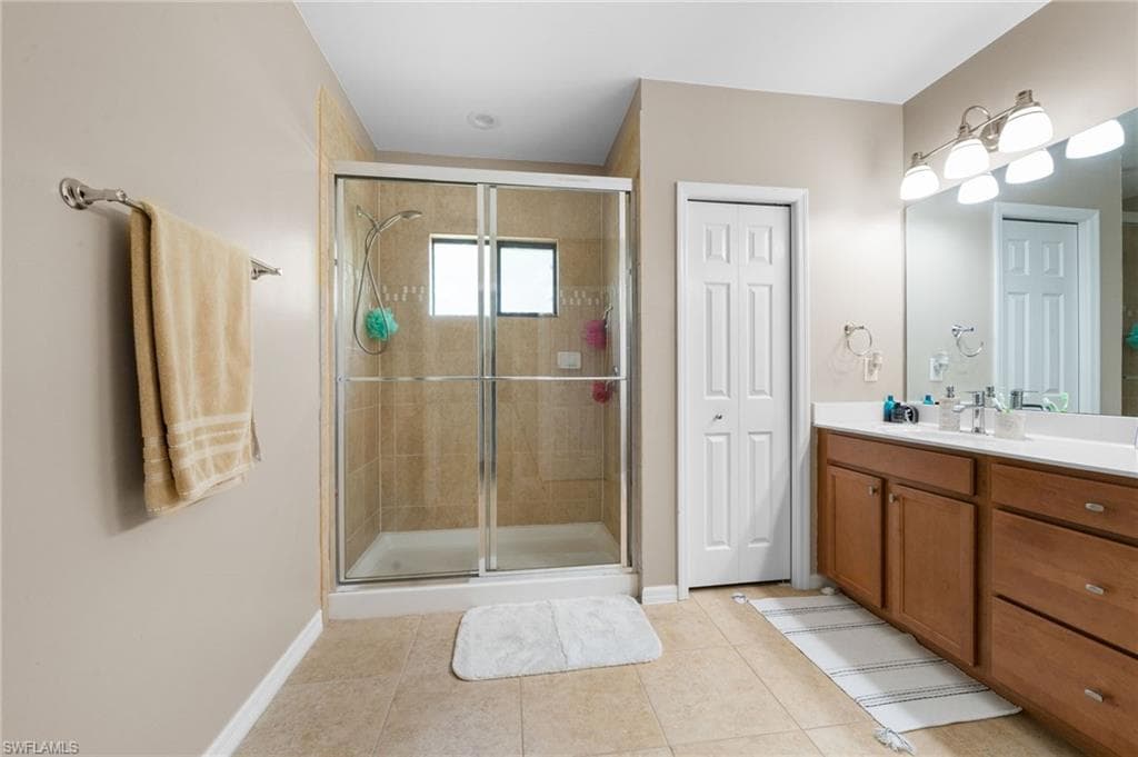 15013 Summit Place Cir, Naples, FL 34119-34