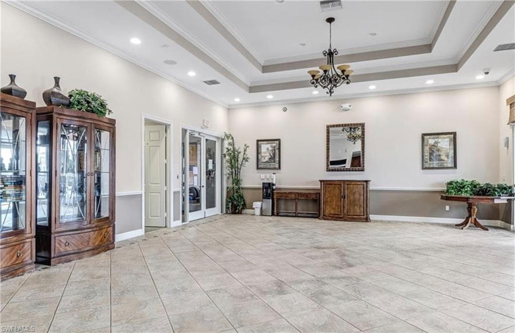 15013 Summit Place Cir, Naples, FL 34119-46