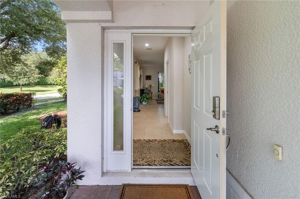 15013 Summit Place Cir, Naples, FL 34119-7