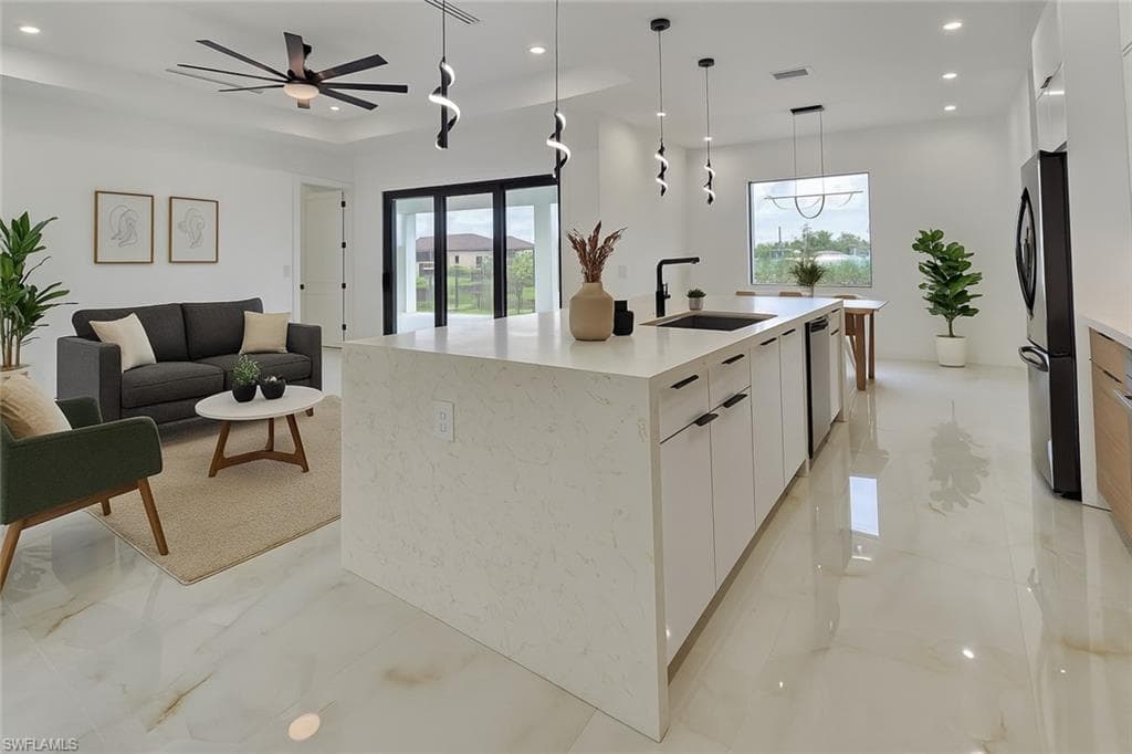 1321 19th Ter, Cape Coral, FL 33909-10