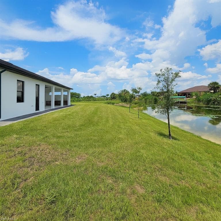 1321 19th Ter, Cape Coral, FL 33909-34