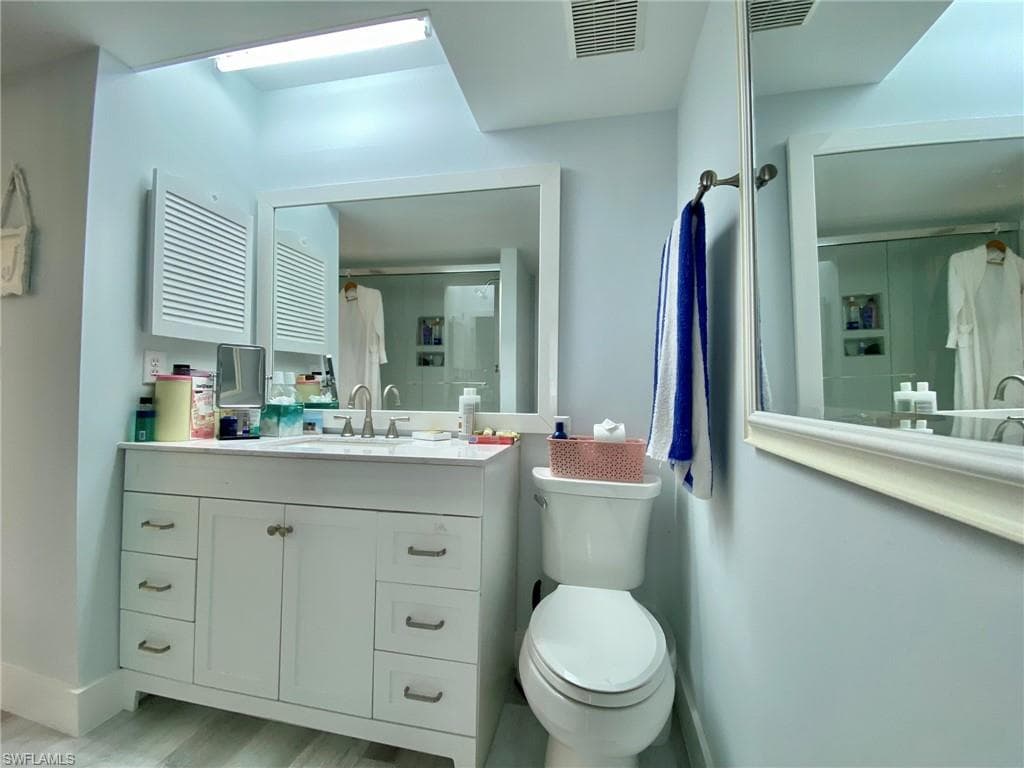 871 Meadowland Dr F, Naples, FL 34108-23