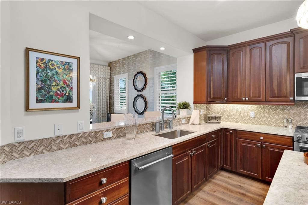 1502 Borghese Ln 201, Naples, FL 34114-25