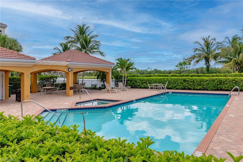 1502 Borghese Ln 201, Naples, FL 34114-40