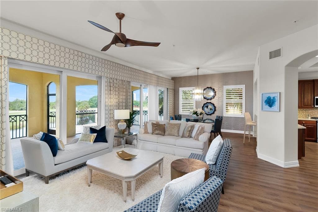 1502 Borghese Ln 201, Naples, FL 34114-8