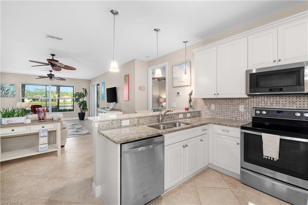 10427 Sirene Way, Fort Myers, FL 33913-3