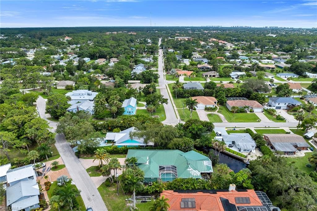 27307 Tennessee St, Bonita Springs, FL 34135-17