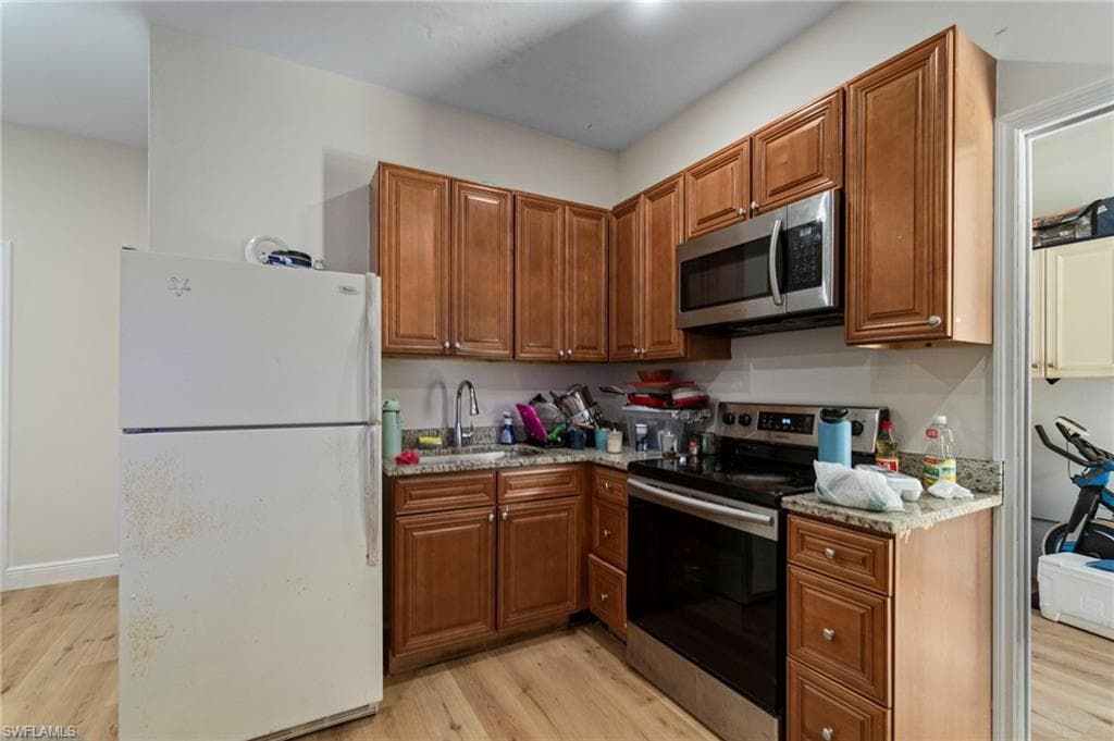 3811 2nd Ave SE, Naples, FL 34117-35