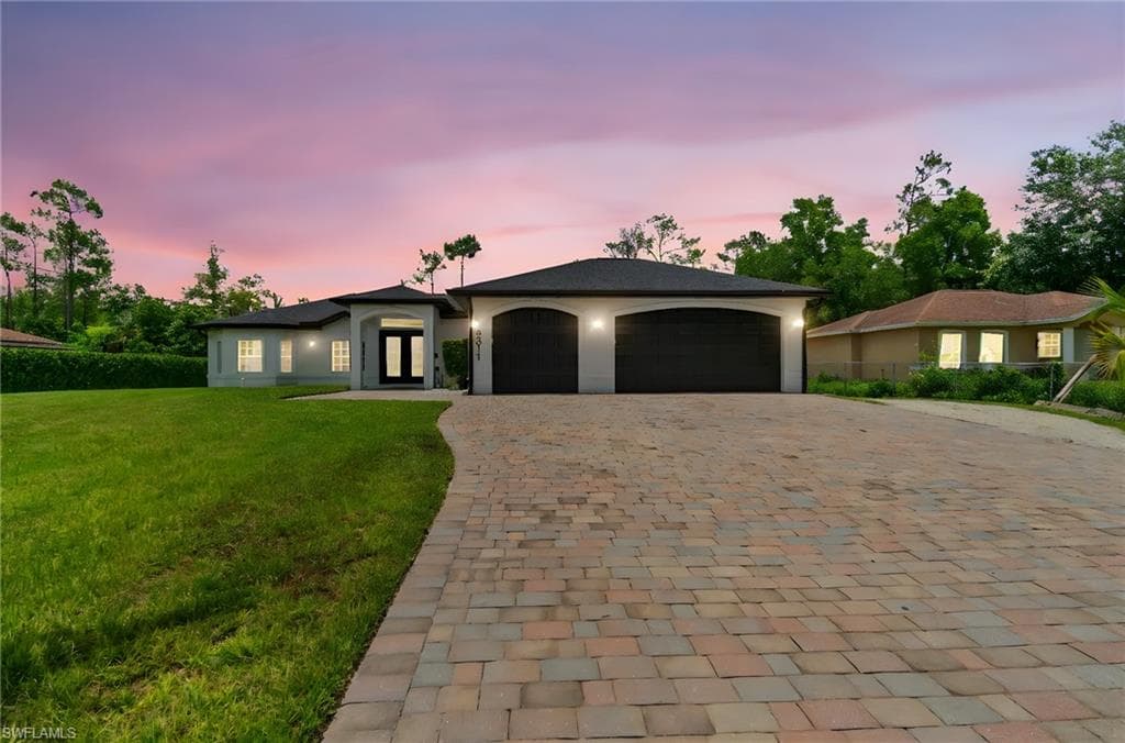3811 2nd Ave SE, Naples, FL 34117-5