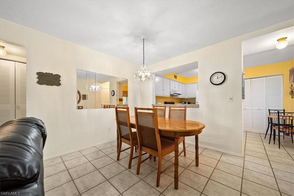1001 Foxfire Ln 102, Naples, FL 34104-13