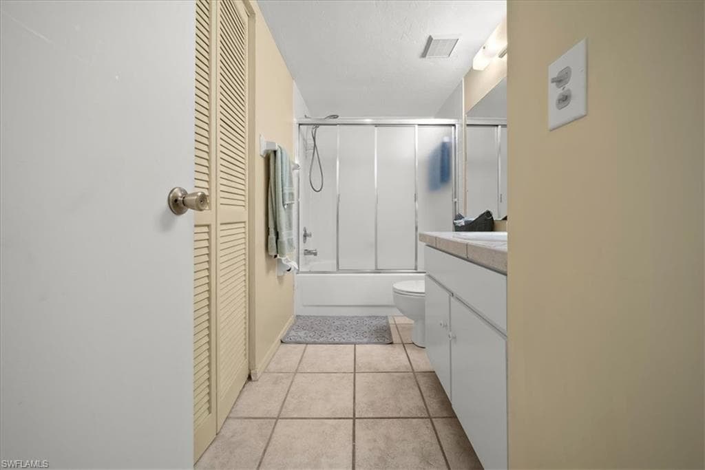 1001 Foxfire Ln 102, Naples, FL 34104-24