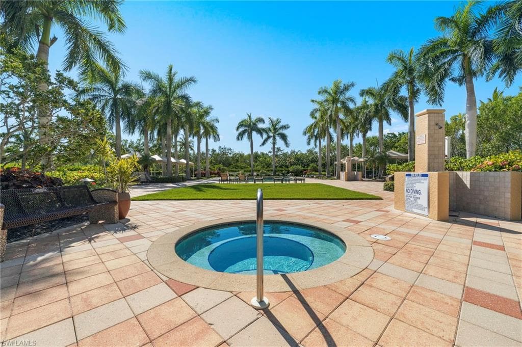 1065 Borghese Ln 403, Naples, FL 34114-28