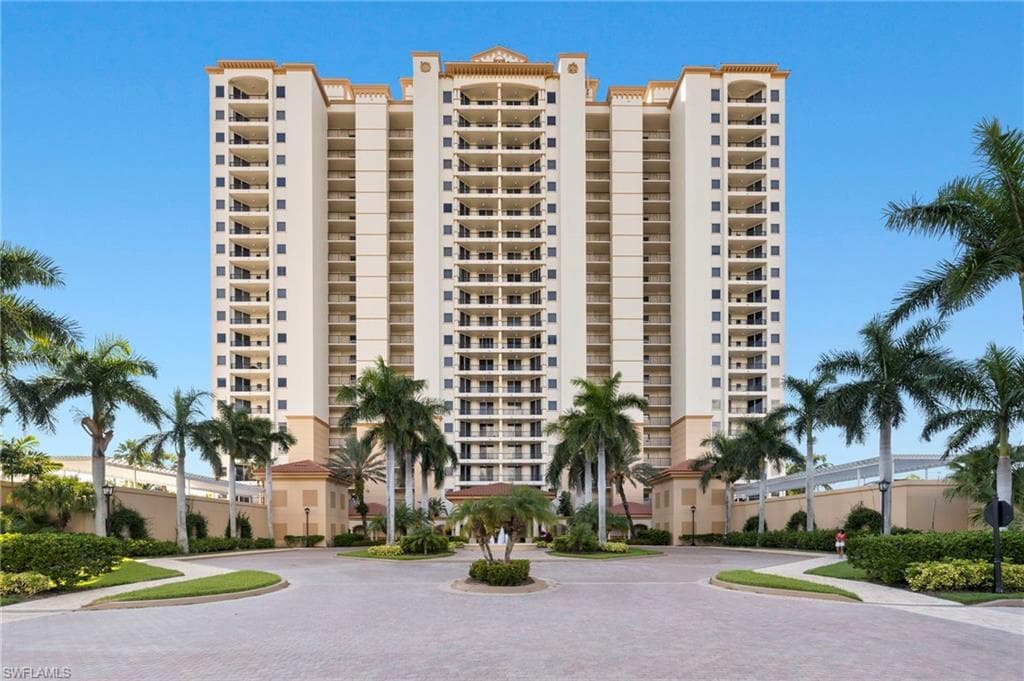 1065 Borghese Ln 403, Naples, FL 34114-2