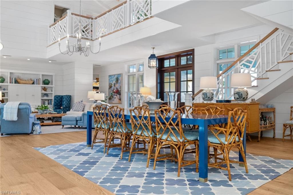 390 Windward Way, Naples, FL 34103-13