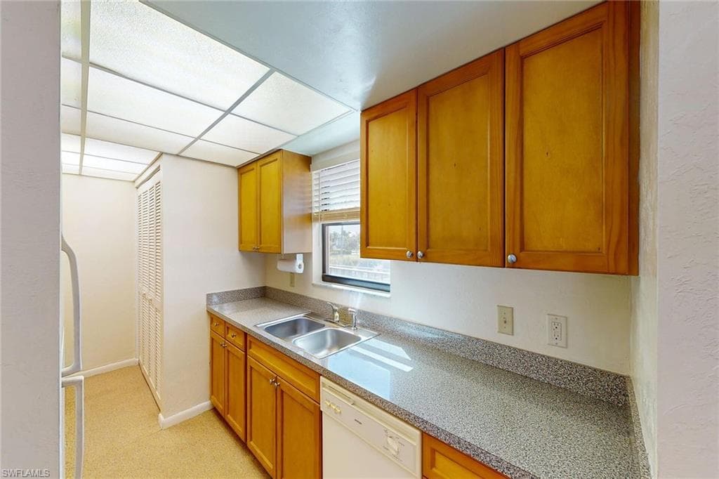 838 Elkcam Cir 202, Marco Island, FL 34145-16