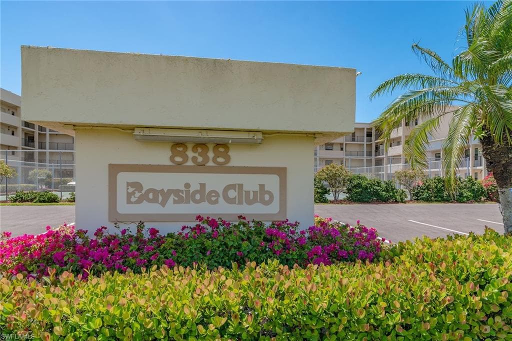 838 Elkcam Cir 202, Marco Island, FL 34145-29