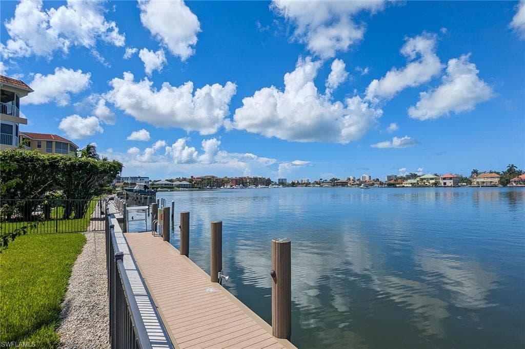 838 Elkcam Cir 202, Marco Island, FL 34145-31
