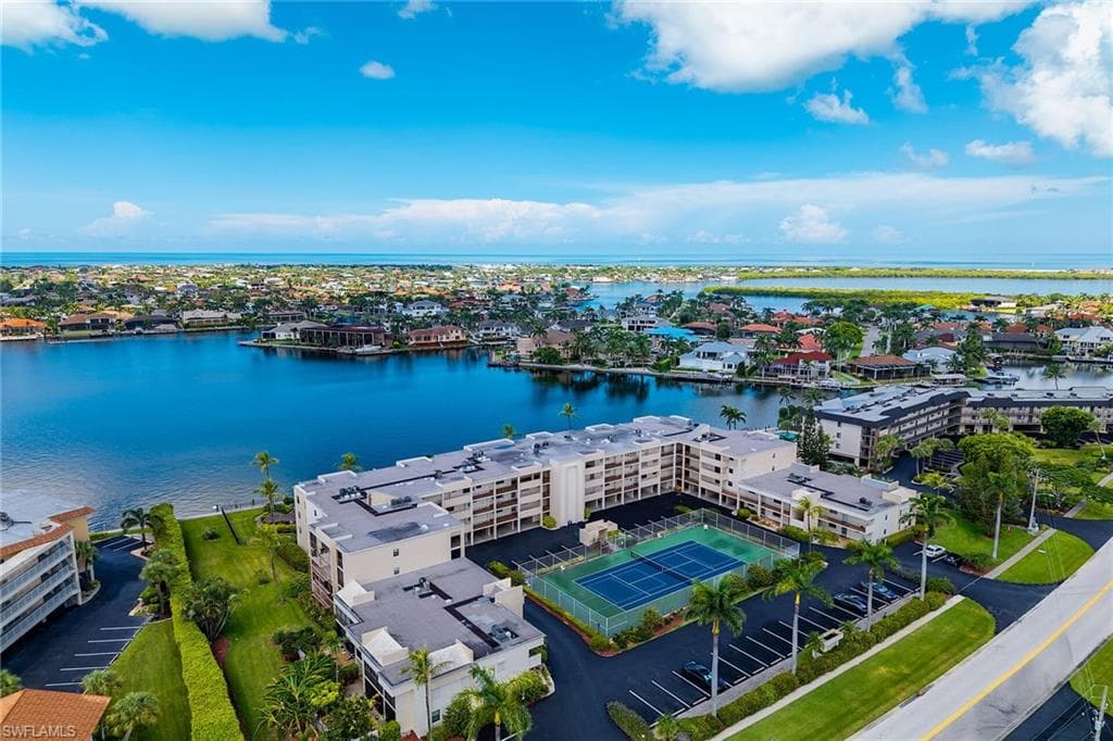 838 Elkcam Cir 202, Marco Island, FL 34145-34
