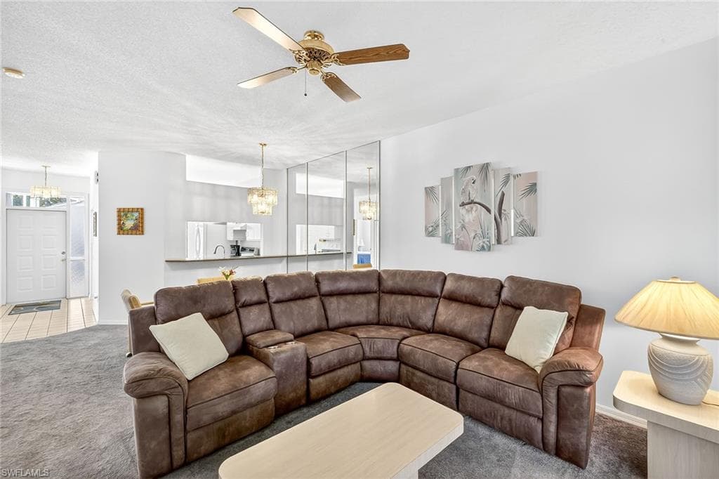 9522 Windsor Club Cir, Fort Myers, FL 33905-10