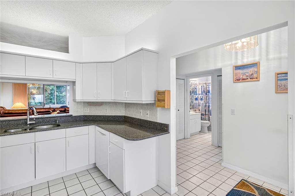 9522 Windsor Club Cir, Fort Myers, FL 33905-13
