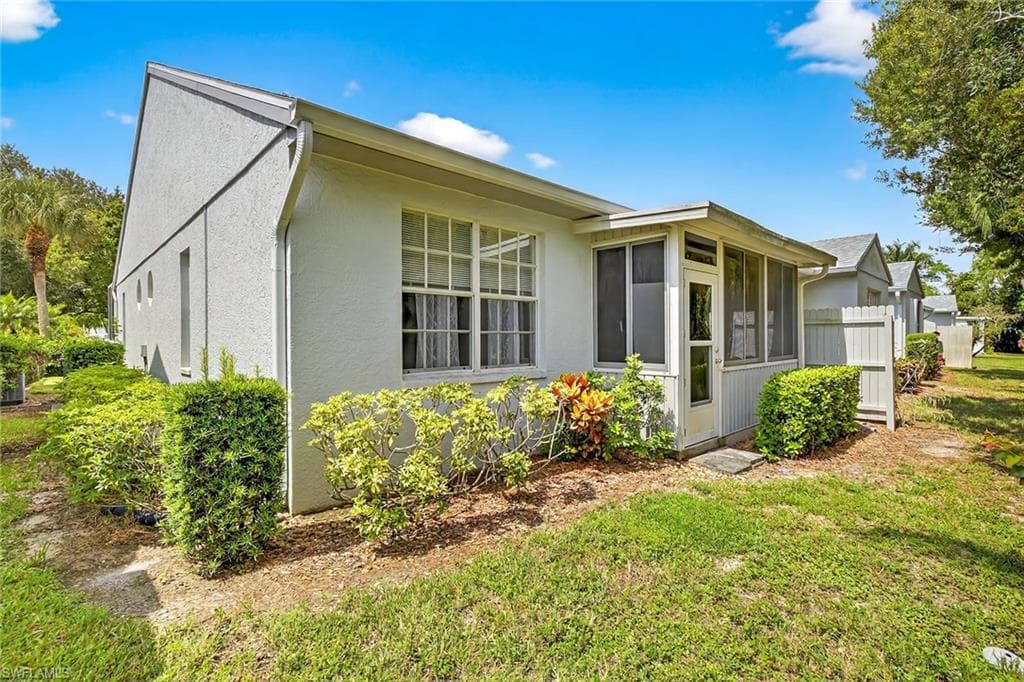 9522 Windsor Club Cir, Fort Myers, FL 33905-31