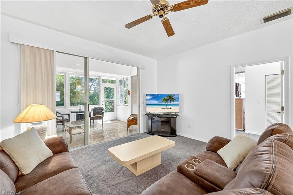 9522 Windsor Club Cir, Fort Myers, FL 33905-8