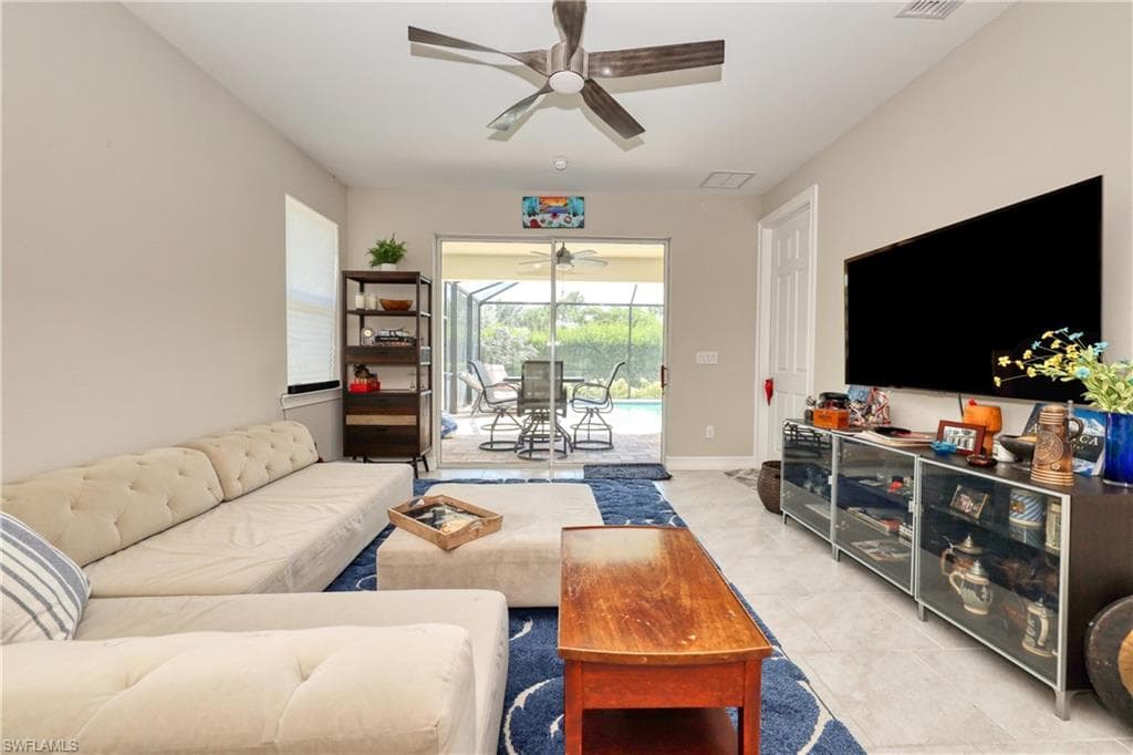 28467 Captiva Shell Loop, Bonita Springs, FL 34135-9
