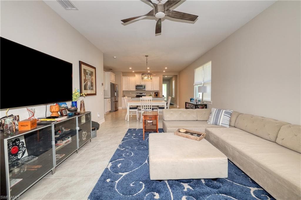 28467 Captiva Shell Loop, Bonita Springs, FL 34135-12