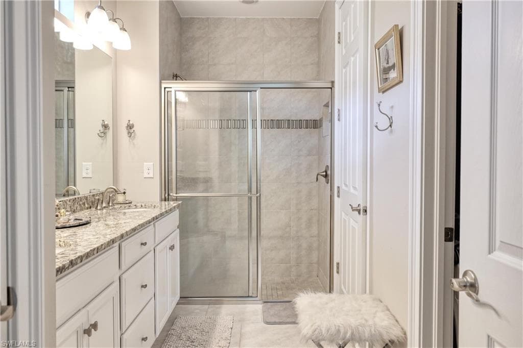 28467 Captiva Shell Loop, Bonita Springs, FL 34135-19