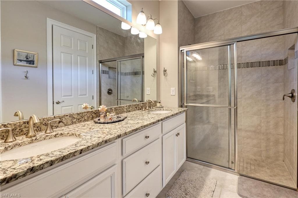 28467 Captiva Shell Loop, Bonita Springs, FL 34135-20