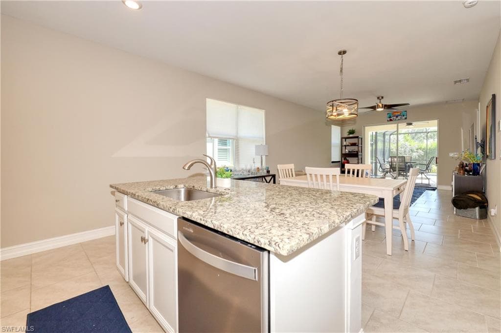 28467 Captiva Shell Loop, Bonita Springs, FL 34135-7