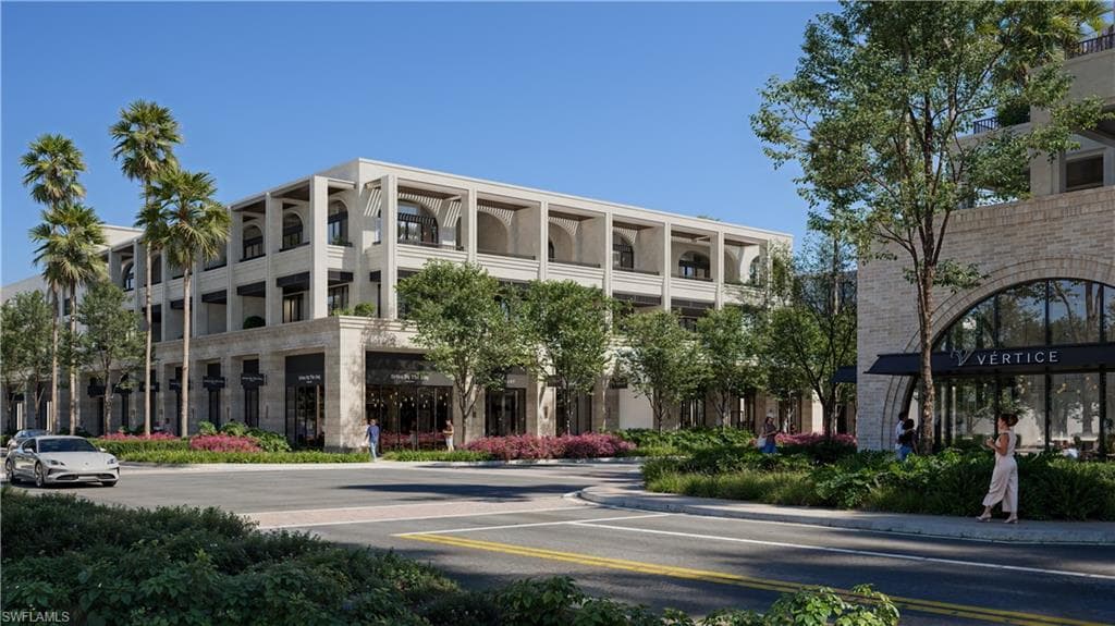 975 6th Ave S 302, Naples, FL 34102-4