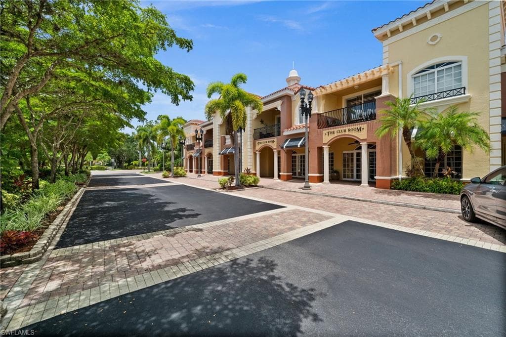 20261 Estero Gardens Cir 207, Estero, FL 33928-37