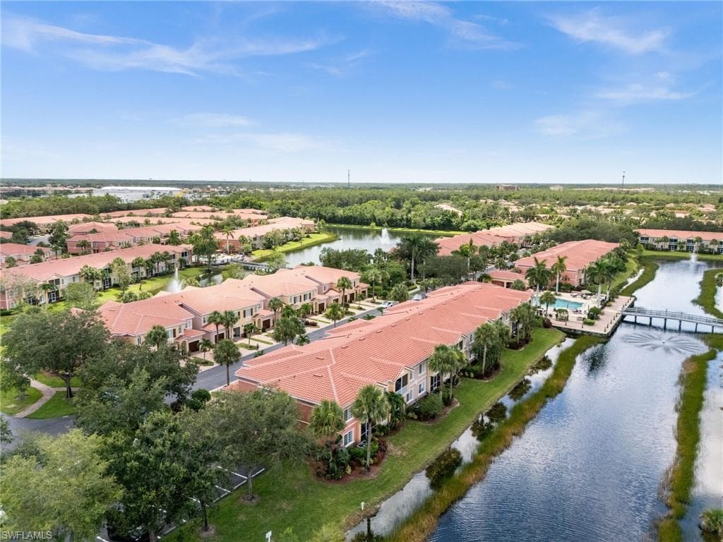 20261 Estero Gardens Cir 207, Estero, FL 33928-44