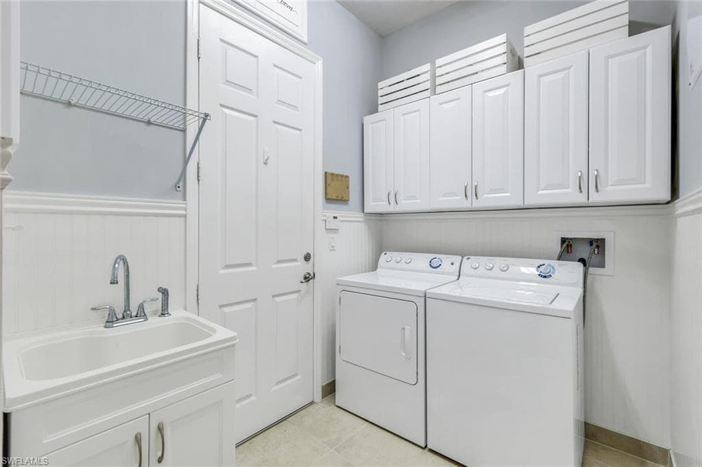 3259 Tahoe Ct, Naples, FL 34119-22