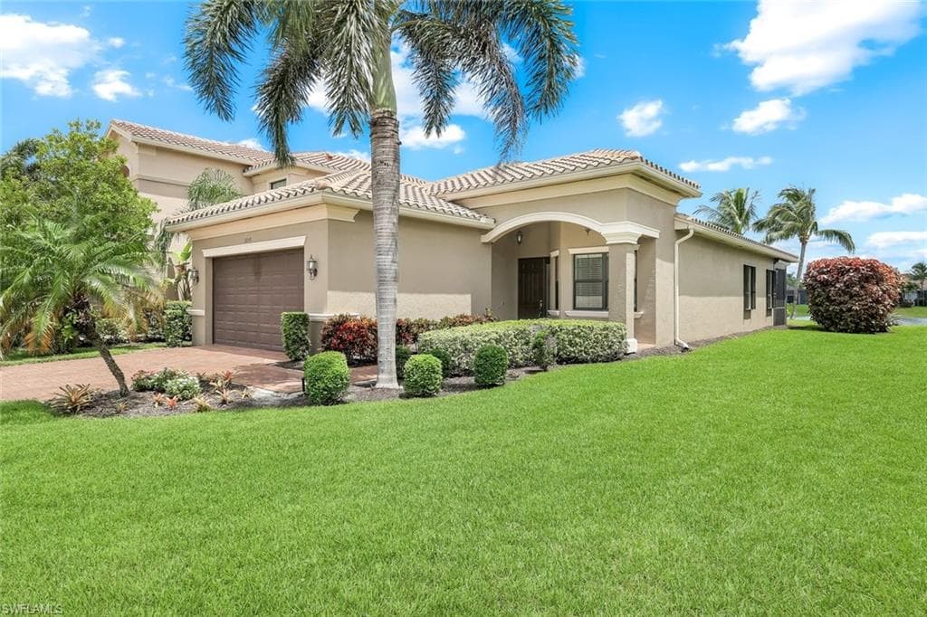 3259 Tahoe Ct, Naples, FL 34119-29