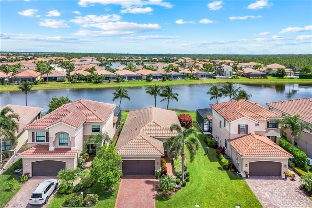 3259 Tahoe Ct, Naples, FL 34119-30