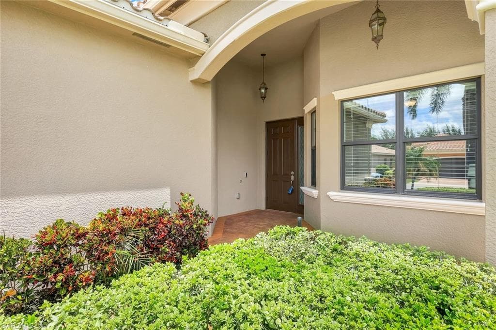 3259 Tahoe Ct, Naples, FL 34119-31