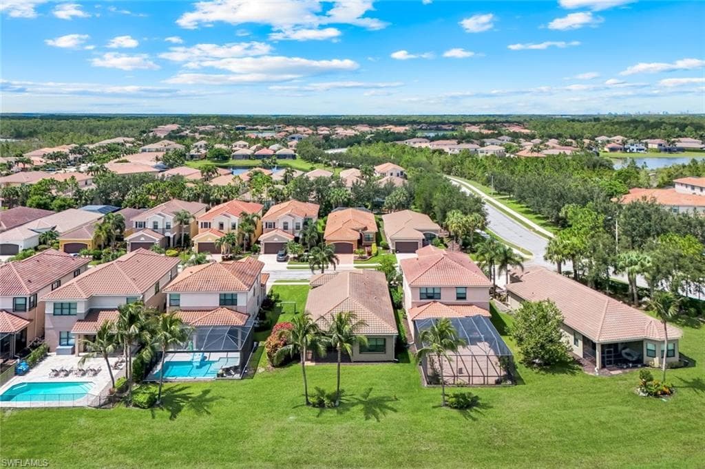 3259 Tahoe Ct, Naples, FL 34119-33