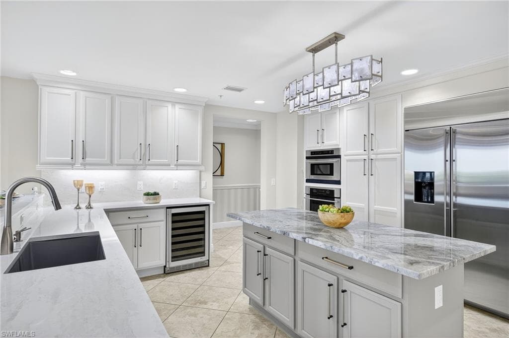 265 Indies Way 503, Naples, FL 34110-10